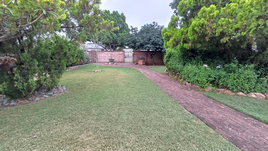 4 Bedroom Property for Sale in Vanes Estate Eastern Cape